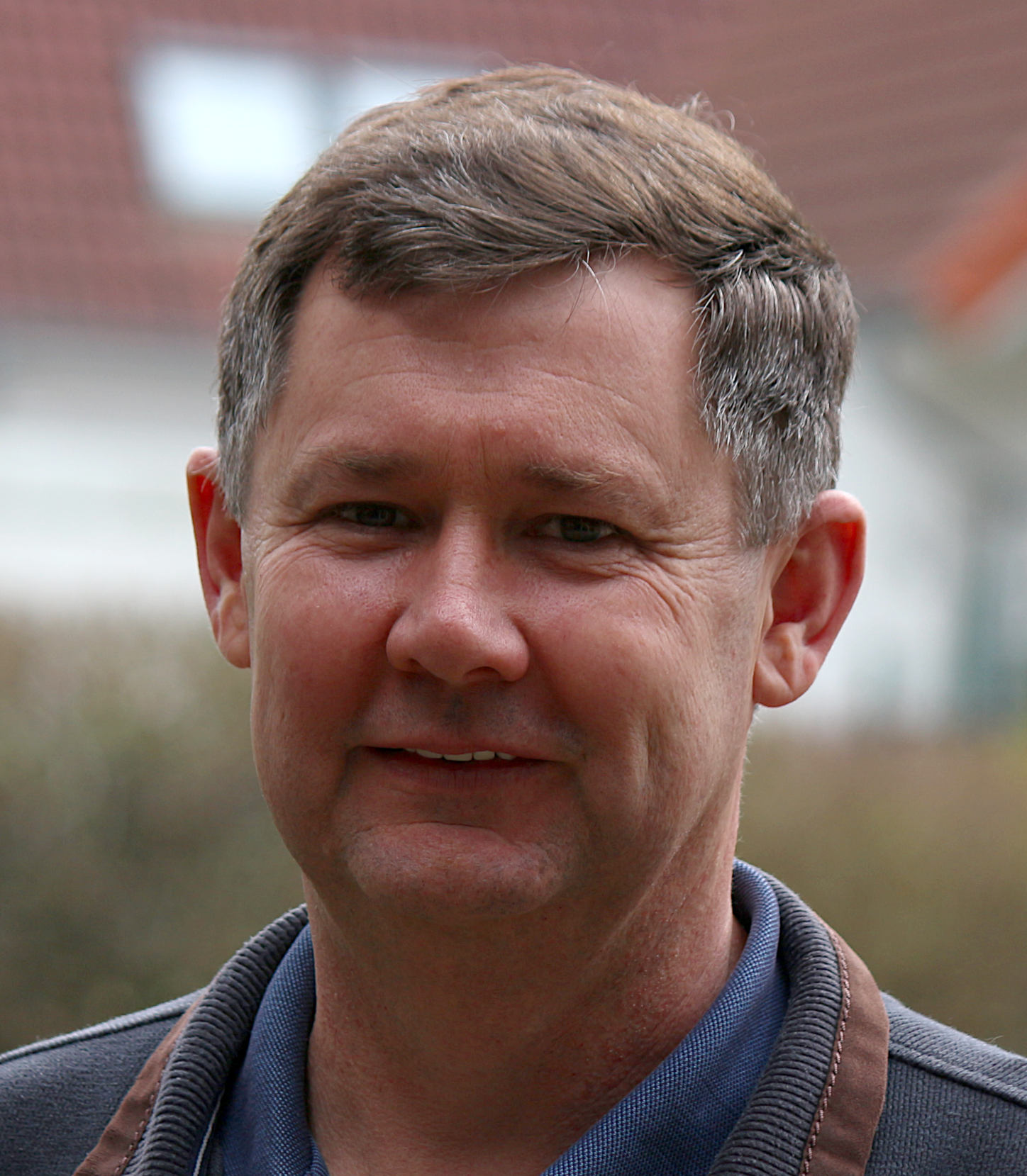 Uwe Neufeld klein web