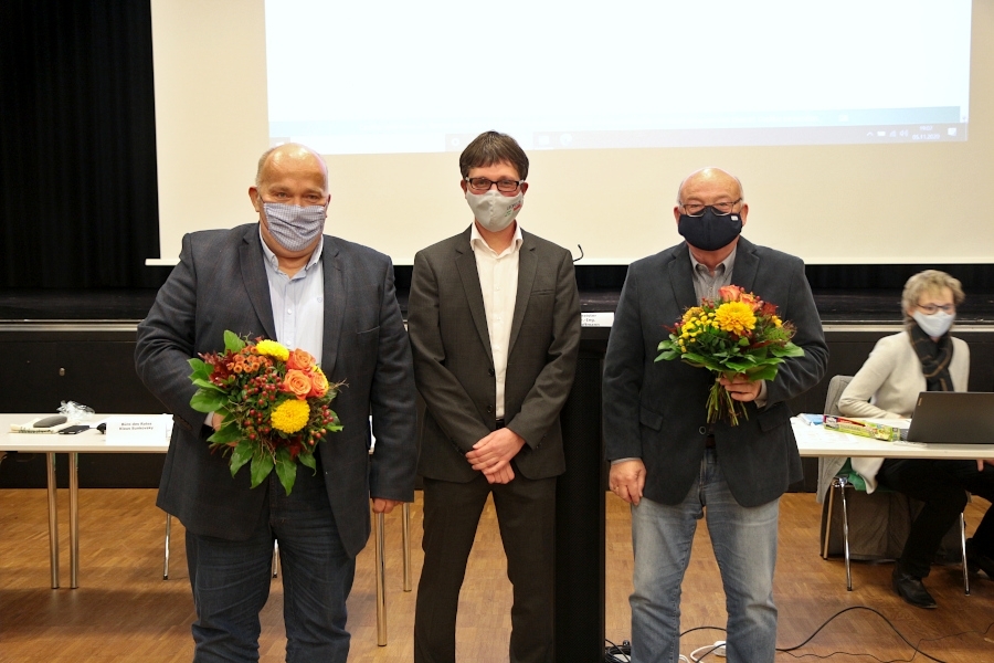 2020 hatte der Gemeinderat hat Andreas Brinkmann (SPD, links) und Klaus Fiedler (CDU, rechts) zu Stellvertretern des Bürgermeisters Martin Hoffmann (Mitte) gewählt. Rechts ist Heike Sunkovsky zu sehen, damals Allgemeine Vertreterin des Bürgermeisters. Foto: Thomas Dohna  
