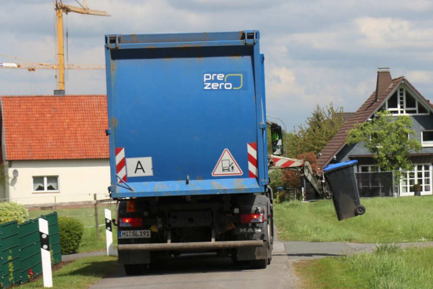 Die Papiertonnen in Leopoldshöhe werden geleert. Symbolfoto: Edeltraud Dombert