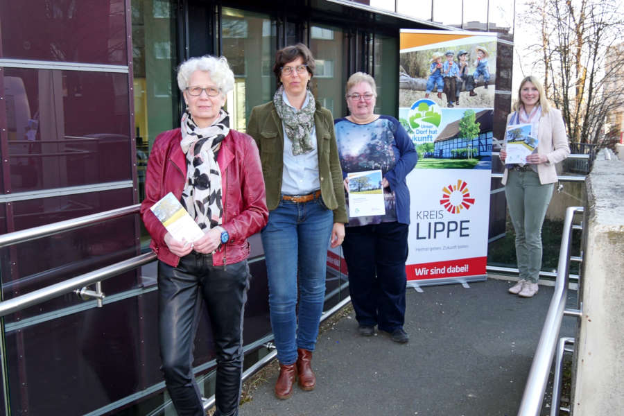 Das Organisationsteam um Birgit Griese-Lödige, Isabelle Hebrock-Hugenberg, Anke Rabe und Laura Schuster (v.l.) lädt zur Teilnahme am Wettbewerb ein.