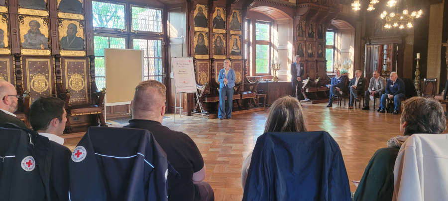 Eröffnete die DRK-Veranstaltung im Ahnensaal des Residenzschlosses in Detmold als Hausherrin Maria Prinzessin zur Lippe.