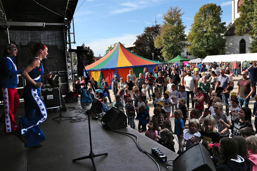 Der Generationentag auf dem Marktplatz fand zum letzten Mal 2019 statt. Am Sonntag, 18. September 2022, soll es eine Neuauflage geben. Archivfoto: Thomas Dohna