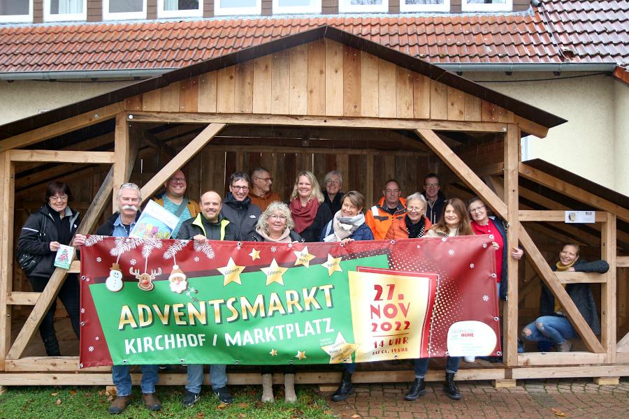 Der Adventsmarkt am ersten Advent ist erstmals eine gemeinsame Veranstaltung von Kirchengemeinde und politischer Gemeinde. Viele Aussteller beteiligen sich. Foto: Thomas Dohna