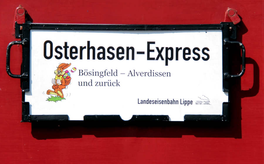 Bahn frei für den Osterhasenexpress von Bösingfeld nach Alverdissen und zurück. (Michael Rehfeld)