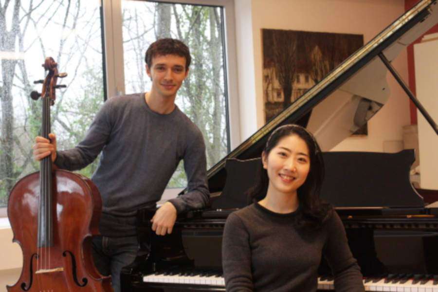 Das Duo „Undisonus“ mit dem Cellisten Joan Rochet Pinol und der Pianistin Kanami Ito sind zu Gast in Bergkirchen. Foto: Privat