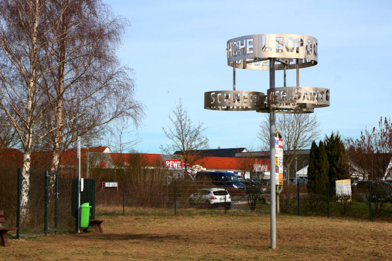 Partnerschaftsdenkmal 768x512