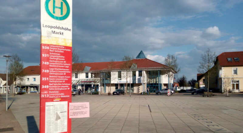 Die Bushaltestelle Kirchweg wird für die Zeit des LeoEvents an die Herforder Straße 71 verlegt. Foto: Thomas Dohna