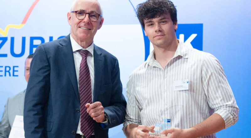 DIHK-Präsident Peter Adrian und Domenik Achziger . Foto: DIHK