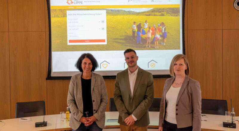 Ulrike Glathe (Kreis Lippe), Sebastian Stiebel (netgo GmbH), Martina Brinkmann (Kreis Lippe).Foto:Kreis Lippe