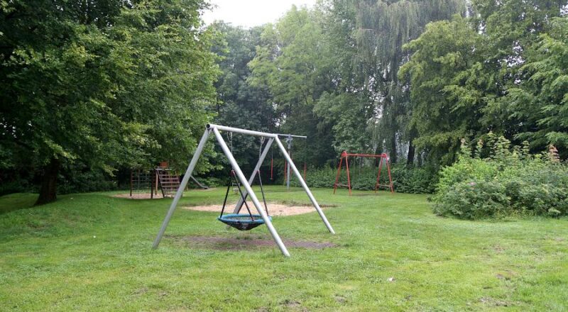 Neben der Nestschaukel wünschen sich Leserinnen noch eine Babyschaukel und Spielgeräte für Kleinkinder. Foto: Thomas Dohna