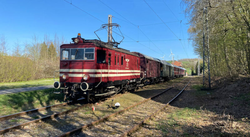 Die Museumseisenbahn der Landeseisenbahn Lippe wird am 2. September zu Kulisse eines spannenden Kriminalfalls. (Michael Rehfeld)