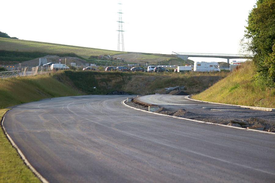 Aus Richtung Lage endet die Trasse der B66 an der Umfahrung für die Tunnelstraße. Foto: Thomas Dohna