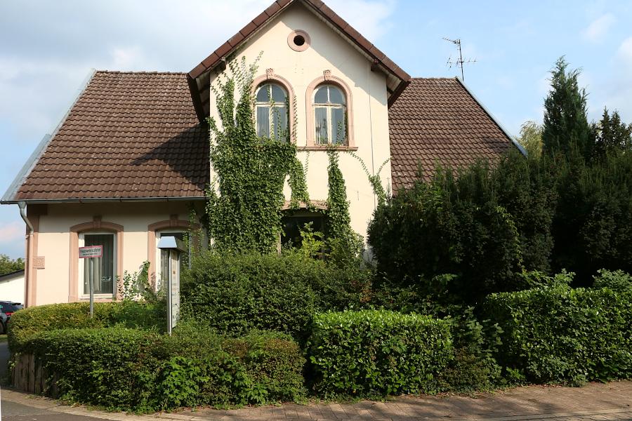 In diesem Haus an der Krentruper Straße lebte Ilse Häfner-Mode, die nun mit einem FrauenOrt geehrt werden soll. Foto: Edeltraud Dombert