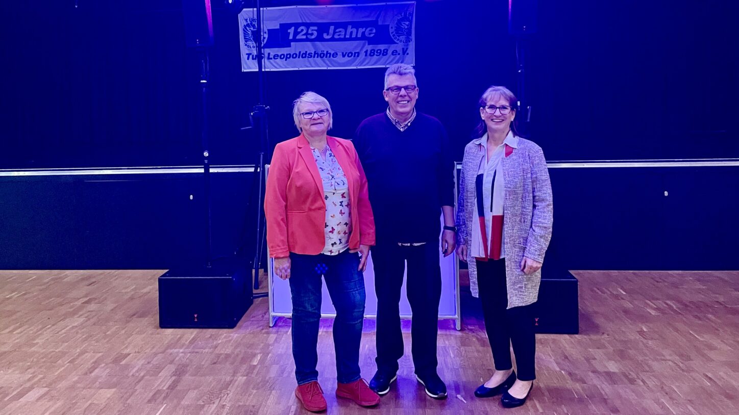 Ute Walter, Horst Wolfmeier und Karin Grundmann freuen sich auf den Abend. Foto: Lisa Windolph