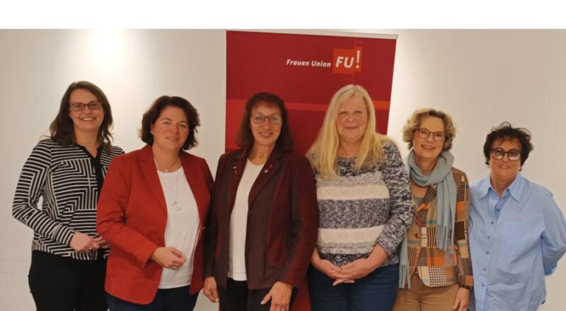 Wollen Frauen Verantwortung übertragen: (von links) Natalie Regier, Kerstin Vieregge, Birgit Tornau, Martina Hagedorn, Ursula Herbort, Bärbel Paetzold. Foto: Frauenunion