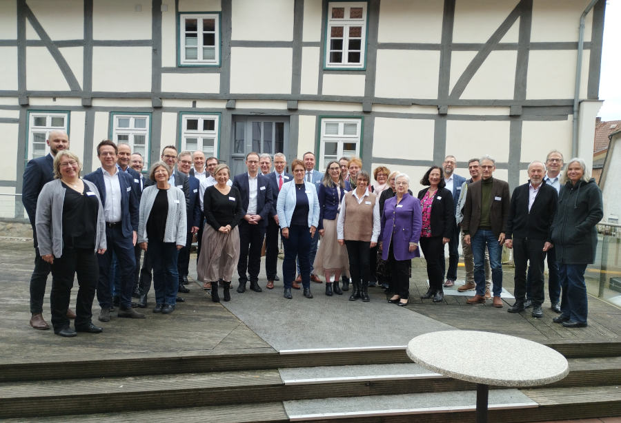 Zu einem Workshop trafen sich Vertreterinnen und Vertreter diakonischer Einrichtungen. Foto: Lippische Landeskirche