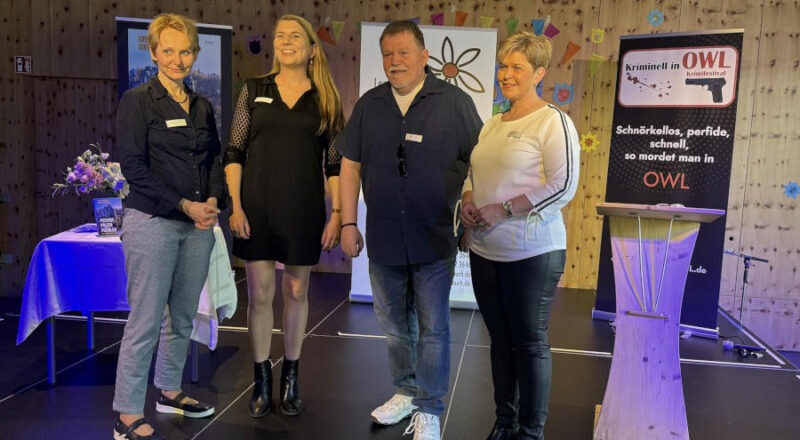 Die Organisatoren des Festivals Heike Rommel, Meike Messal, Werner Pfeil und Doris Oetting. (Krimifestival OWL) (von links). Foto: Privat