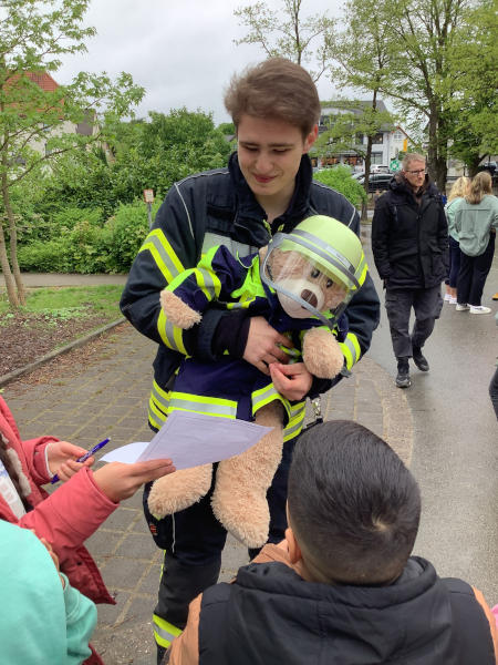 Auch Bärnie musste Autogramme geben. Foto: Privat