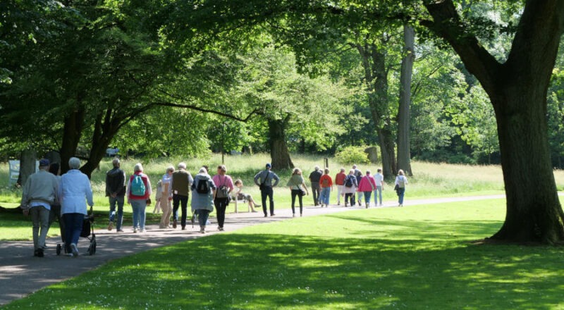 Spaziergang durch den Gräflichen Park in Bad Driburg. Foto: Martin Düsterberg