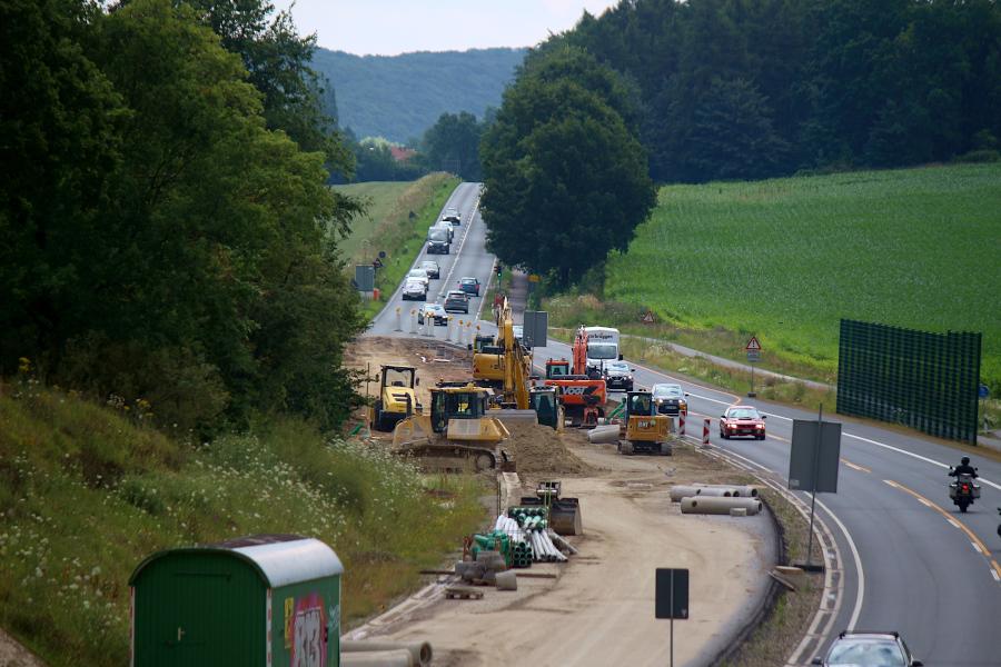 Die Fahrbahn aus Lage in Richtung Bielefeld ist in Baun. Foto: Thomas Dohna