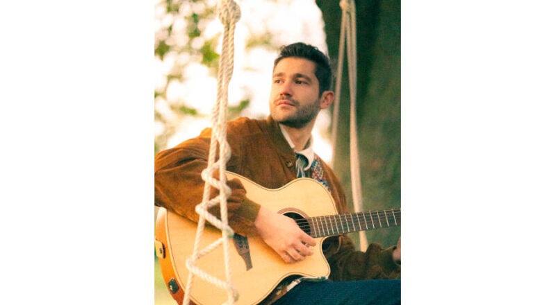 Der Singer-Songwriter Dawoud spielt im Botanischen Garten. Foto: Tom Eisele