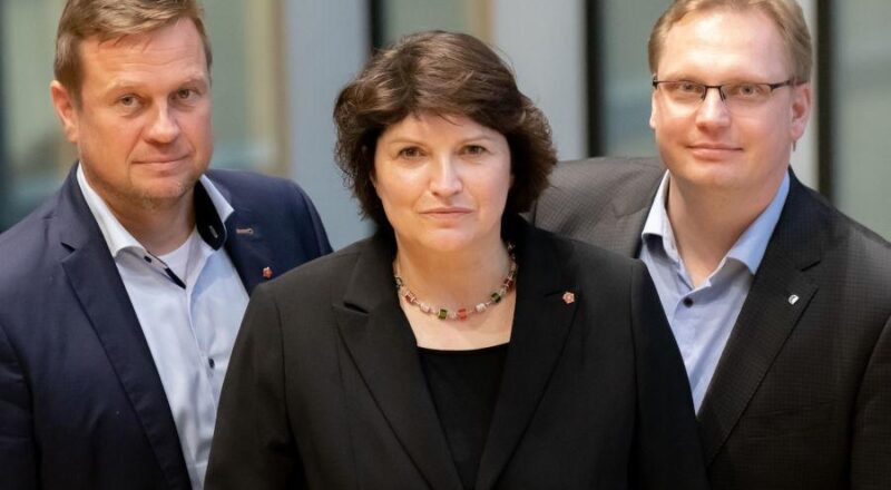 Die lippischen SPD-Abgeordneten Ellen Stock, Alexander Baer und Dennis Maelzer nennen die geplanten Kürzungen des Landes bei Integrationsleistungen kurzsichtig. Foto: Privat