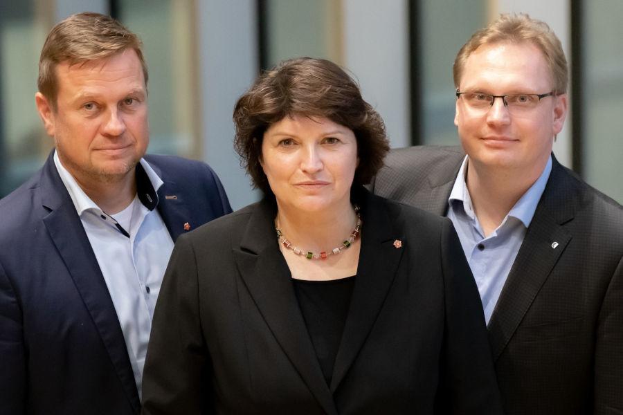 Die lippischen SPD-Abgeordneten Ellen Stock, Alexander Baer und Dennis Maelzer nennen die geplanten Kürzungen des Landes bei Integrationsleistungen kurzsichtig. Foto: Privat