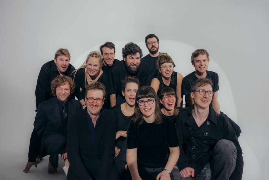 Luise Volkmann und ihr Ensemble Ètè Large sind mit vier Pop-Up Konzerten und einem großen Abschlusskonzert zu Gast in Oerlinghausen. Foto: Privat