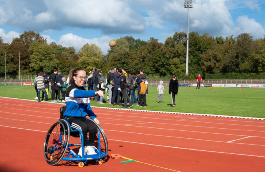 Zuletzt fand das inklusive Sportfest "BIE together in motion" am 4. Oktober 2024 im Stadion Rußheide statt. Foto: Stadt Bielefeld