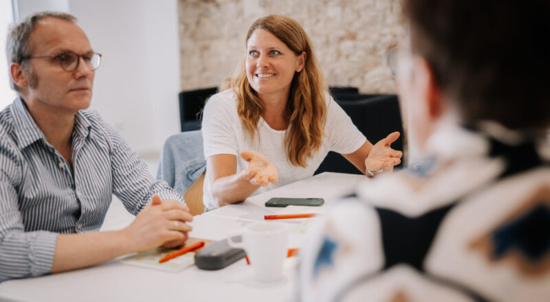 In zahlreichen Ideenworkshops und Gesprächen sind fast 100 Ideen entstanden, an denen Studierende und Lehrende der TH OWL im Wintersemester arbeiten werden. Foto: TH OWL