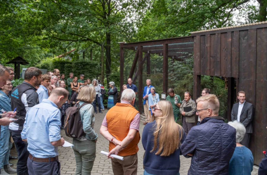 Eröffnung der Eulenvoliere. Foto: Umweltbetrieb / Stadt Bielefeld.