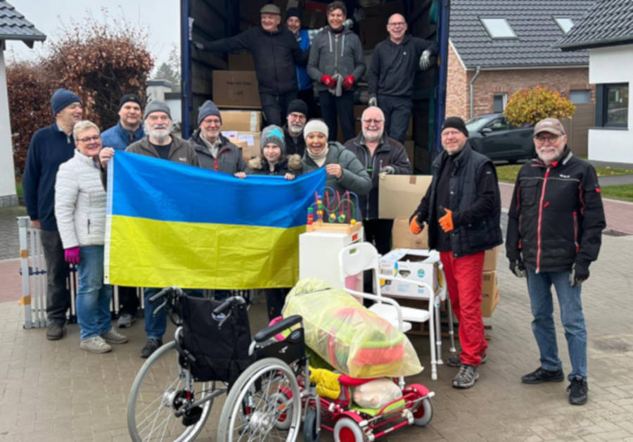 Der 37. Hilfstransport für die Ukraine wird von ´den Freiwilligen vorbereitet. Foto: Privat