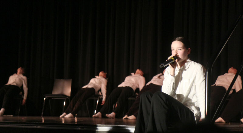 Der achte Jahrgang beschäftigte sich mit Normen und Abweichungen davon. Foto: Thomas Dohna