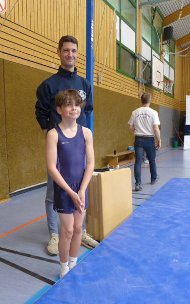 Lars Minartz moderiert und betreut Damian Schubert, 3. AK 2015/16
