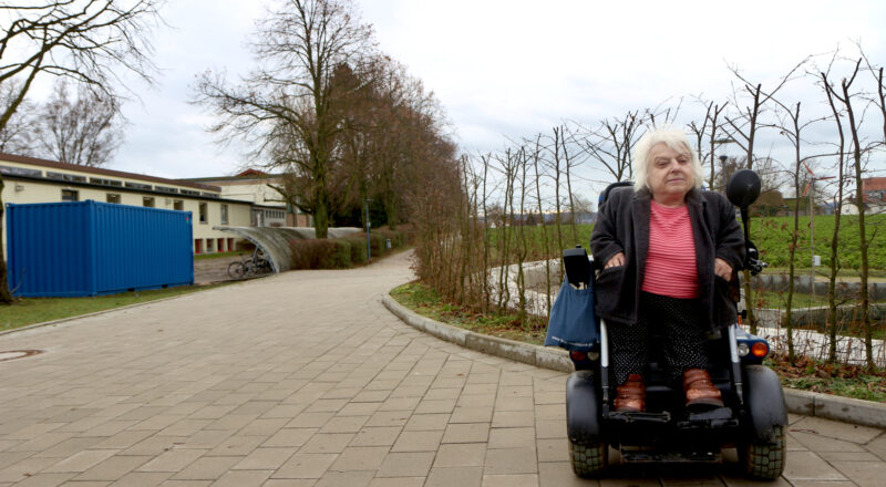 Ein Behindertenparkplatz fehlt