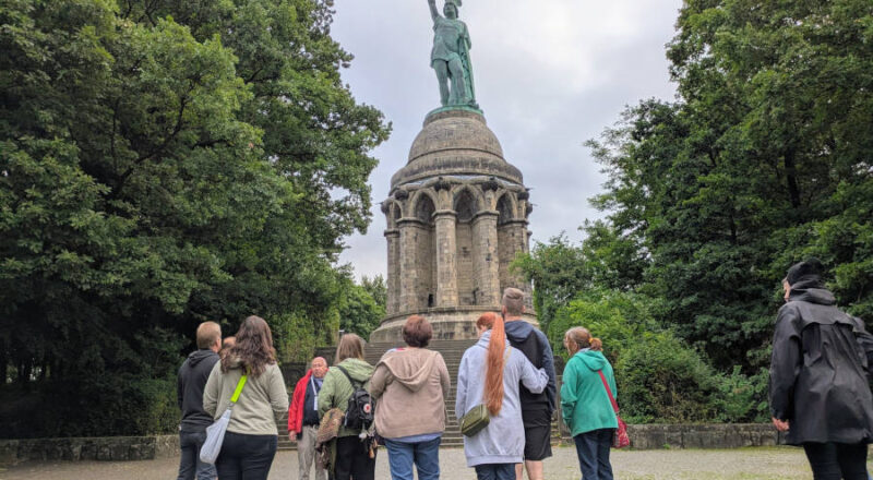 Der Landesverband lädt zu einer besonderen Führung am und im Hermannnsdenkmal ein. Foto: LVL