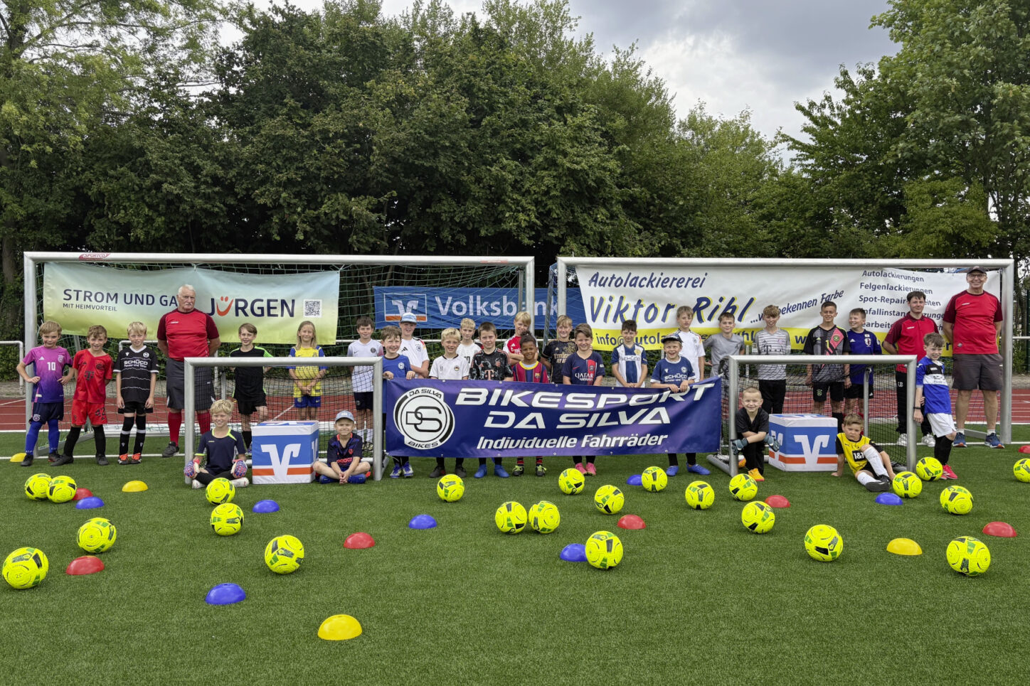 Das Abschlussbild vom sechsten Leopoldshöher Fußballcamp. Foto: Privat