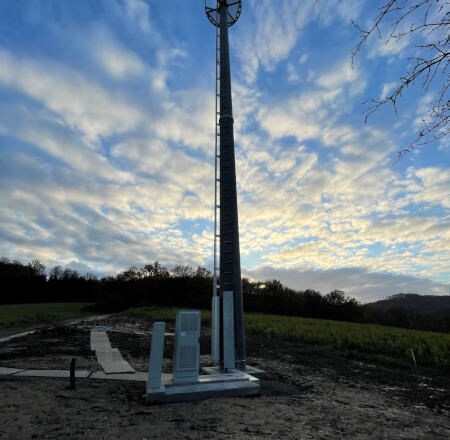 Funkmasten verbessern die Abdeckung in Lippe - hier der in 2024 in Betrieb genommene Mast in Währentrup. Foto: Kreis Lippe