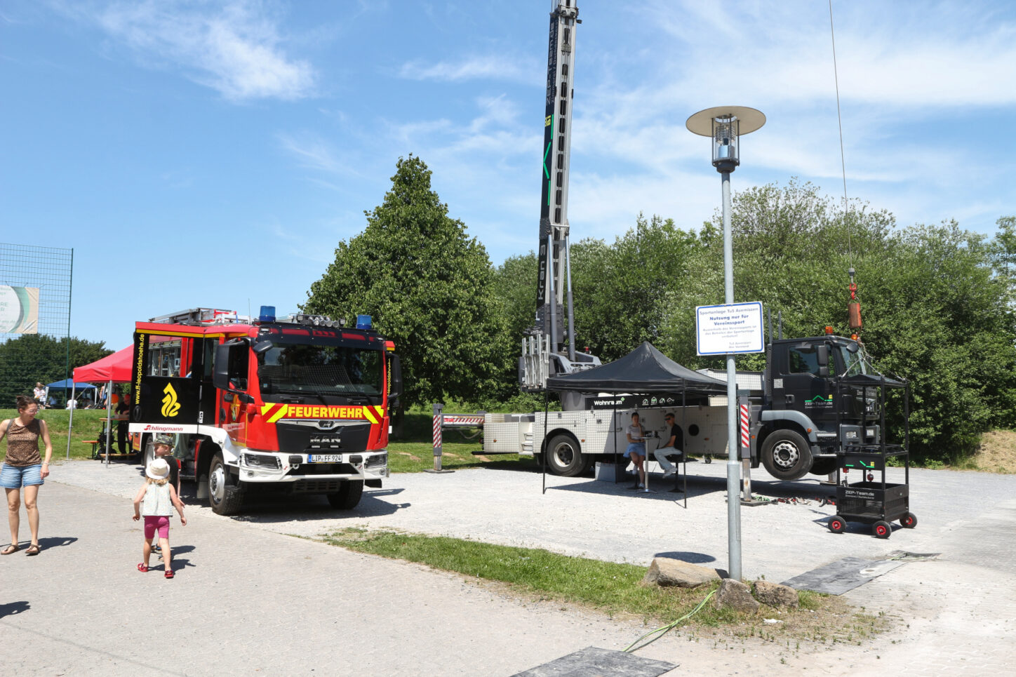 Die Freiwillige Feuerwehr Leopoldshöhe informierte über sich. Foto: Thomas Dohna