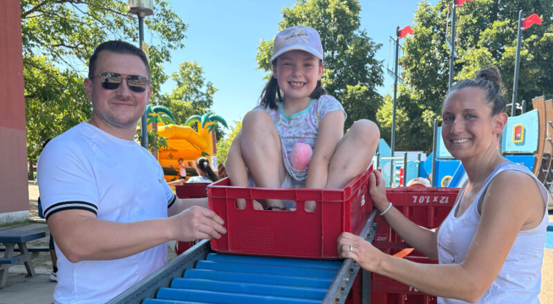 Die Rollenrutsche war beim Sommerfest der Grundschule Nord der Hit. Foto: Grundschule Nord