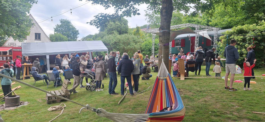 Buntzes Programm beim Haus- und Gartenfest.