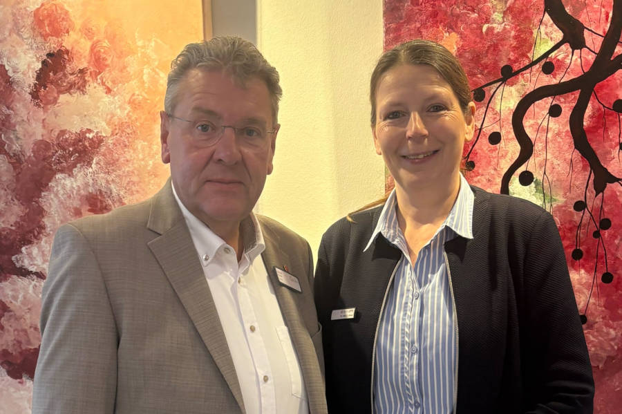 Wollen Lippe als attraktiven Standort für Ärztinnen und Ärzte positionieren: Landrat Meinolf Haase und Kreis-Gesundheitsamtsleiterin Dr. Kerstin Ahaus. Foto: Kreis Lippe