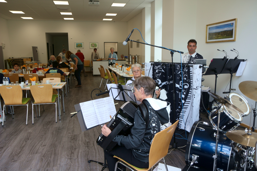 Die 4-Harmonys spielten im B-Vier auf. Foto: Thomas Dohna