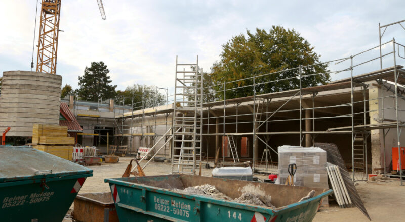 An den Schulen wird gebaut