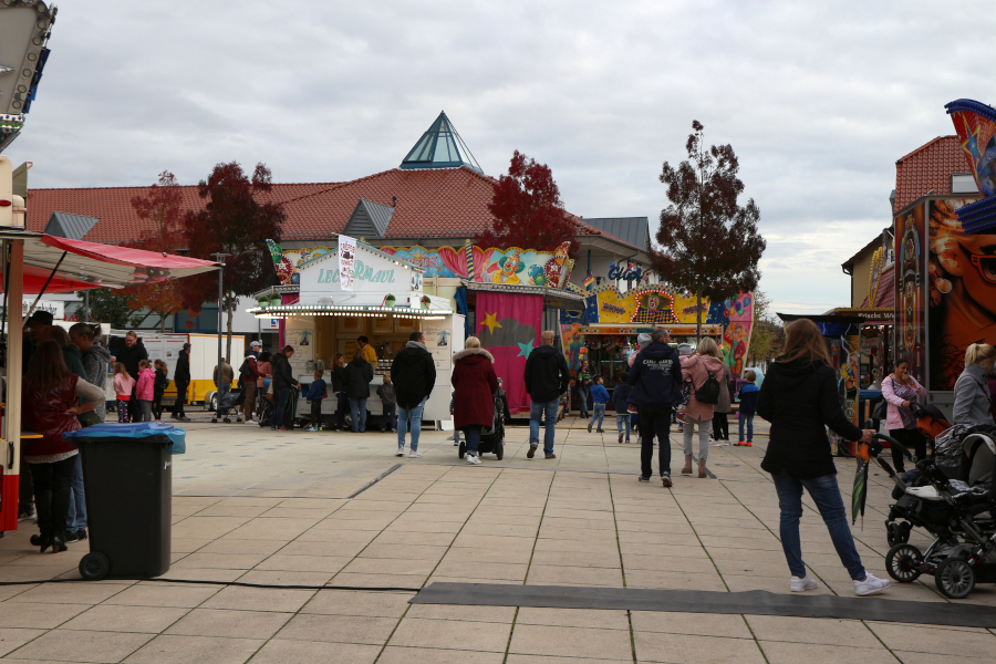 Für die Kirmes 2019 brauchte es noch kein Sicherheitskonzept. Foto: Thomas Dohna