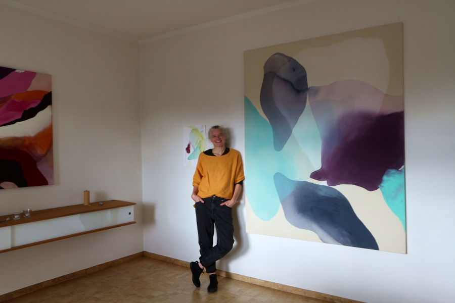 Mandy Göhler arbeitet gern mit großen Formaten. Foto: Thomas Dohna